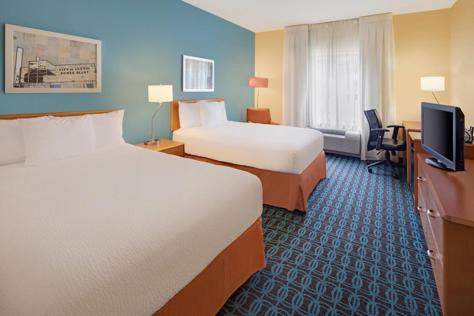 Fairfield Inn & Suites Austin University Area Екстер'єр фото
